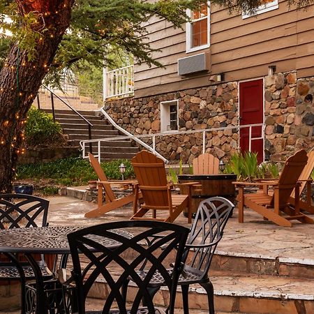 Prescott Pines Inn Екстер'єр фото