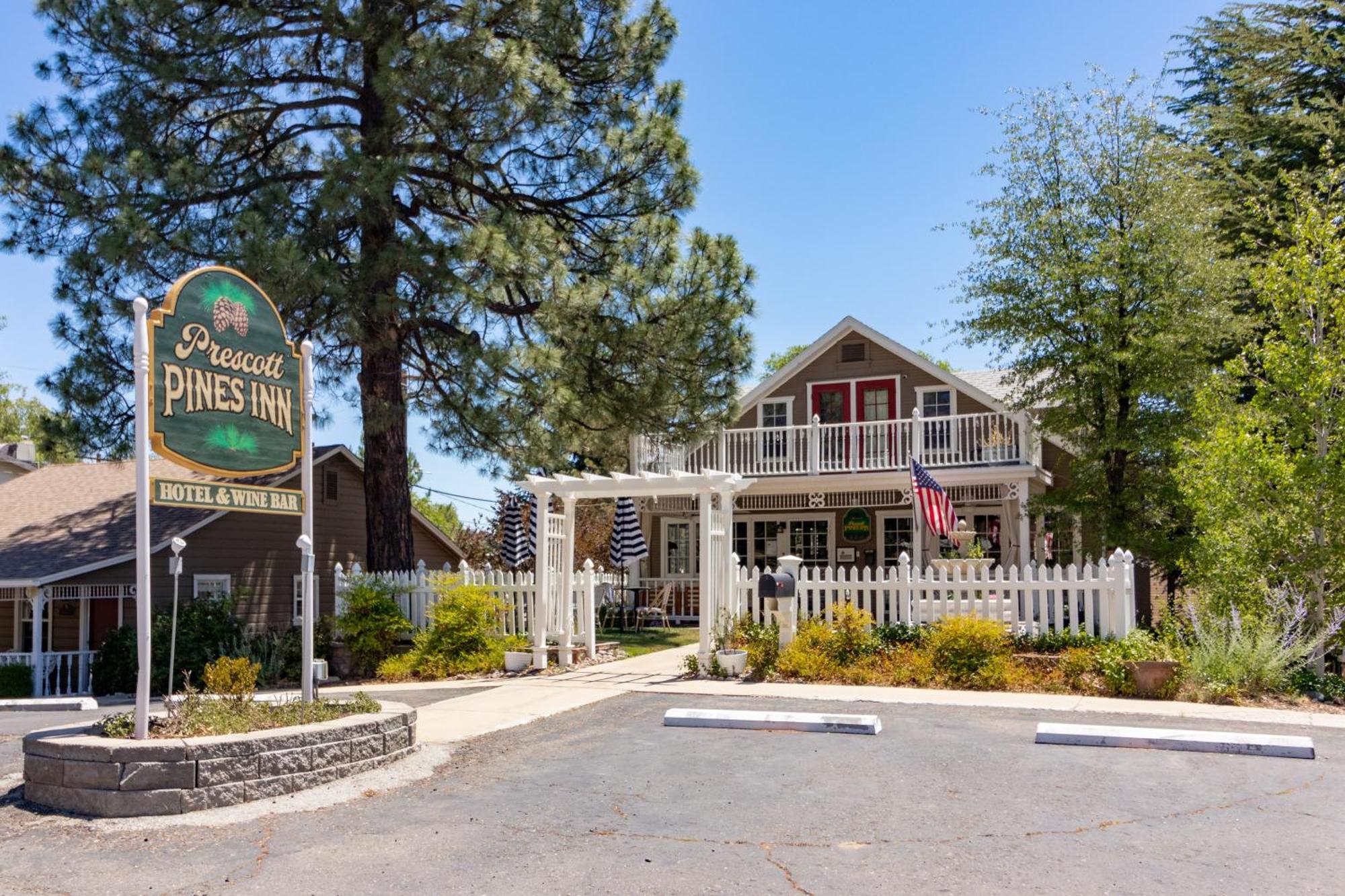 Prescott Pines Inn Екстер'єр фото