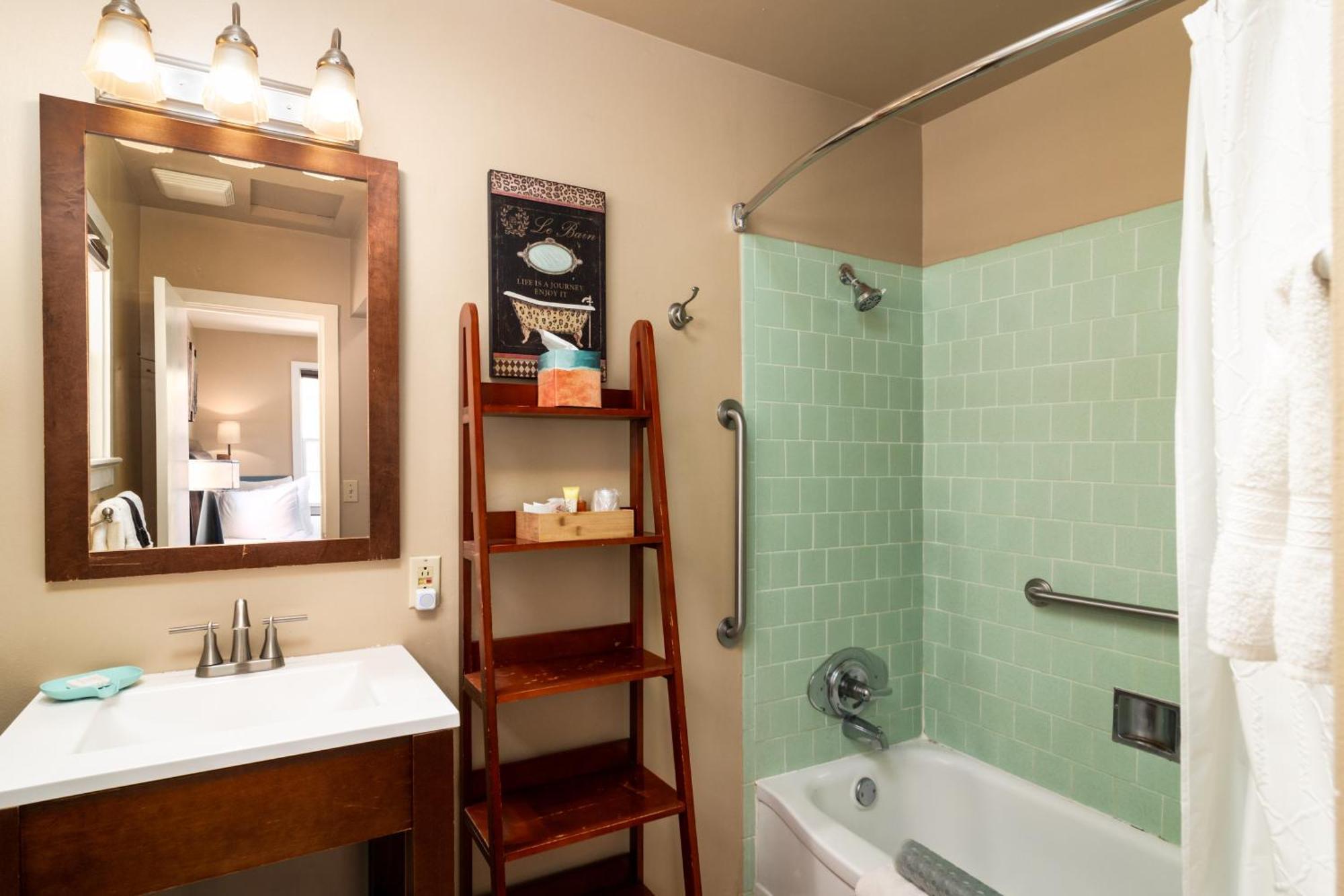 Prescott Pines Inn Екстер'єр фото