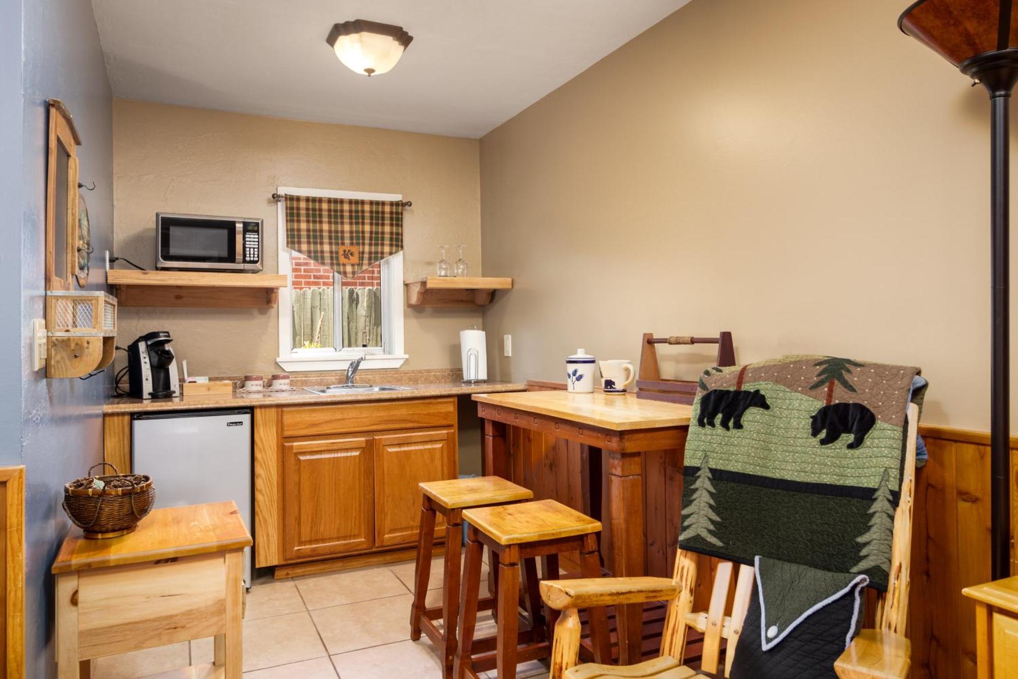 Prescott Pines Inn Екстер'єр фото