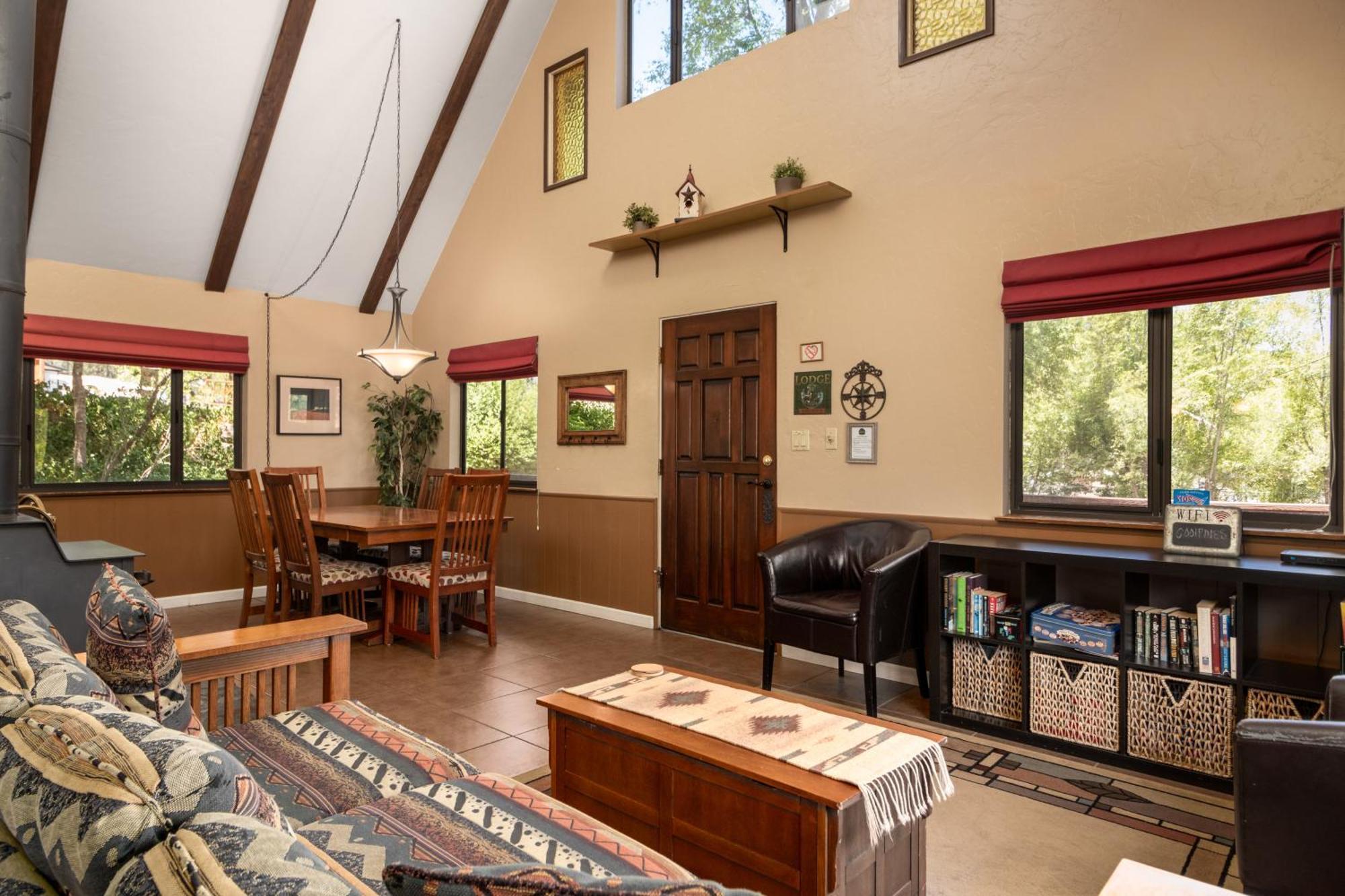 Prescott Pines Inn Екстер'єр фото